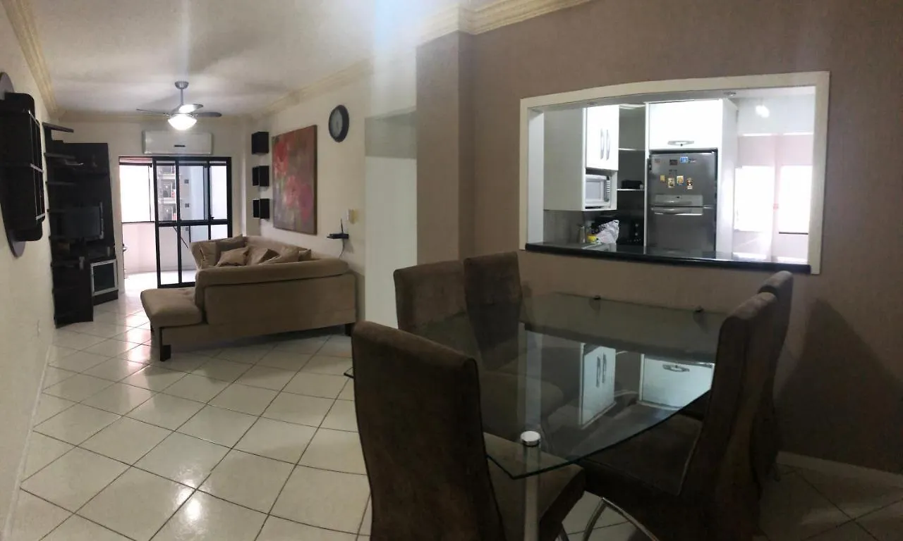 Lindo Apartamento Em Meia Praia-1 Quadra Do Mar! Melhor Localizacao! Itapema Apartment