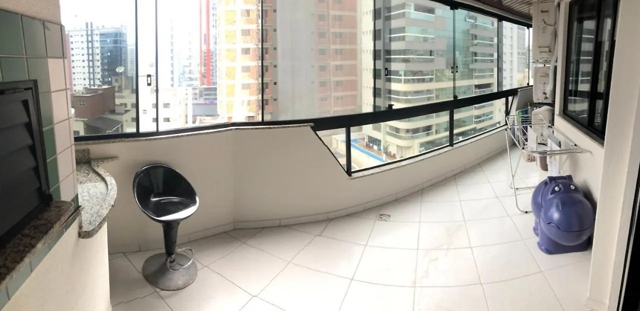 Lindo Apartamento Em Meia Praia-1 Quadra Do Mar! Melhor Localizacao! Itapema 0*,  Brazil
