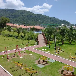 Apto Vista Atlântico Com 2 Quartos Com Ar Cond Wi-fi Tv Smart E área De Lazer Apartamento