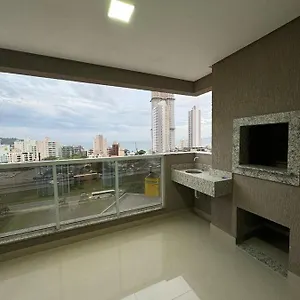A 390m Do Mar Apartamento